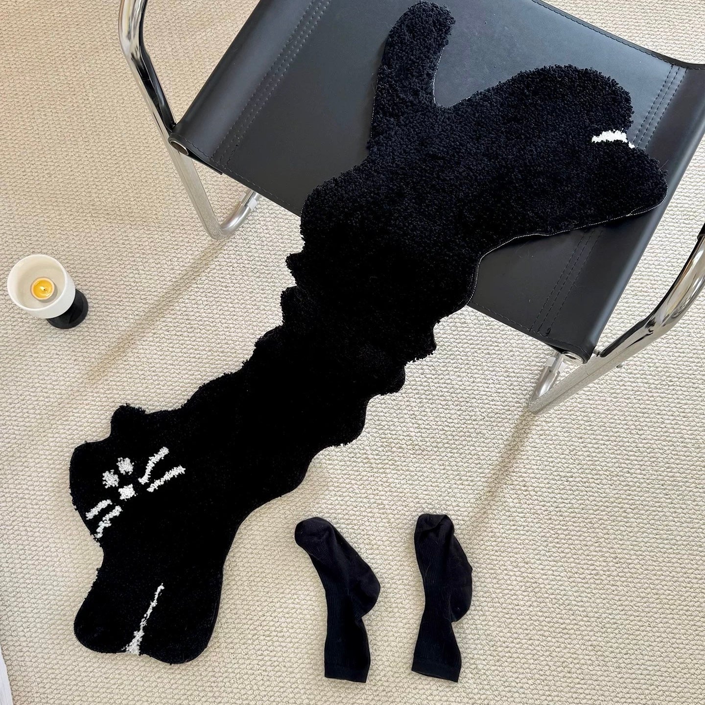 Long Stretched Cat mat