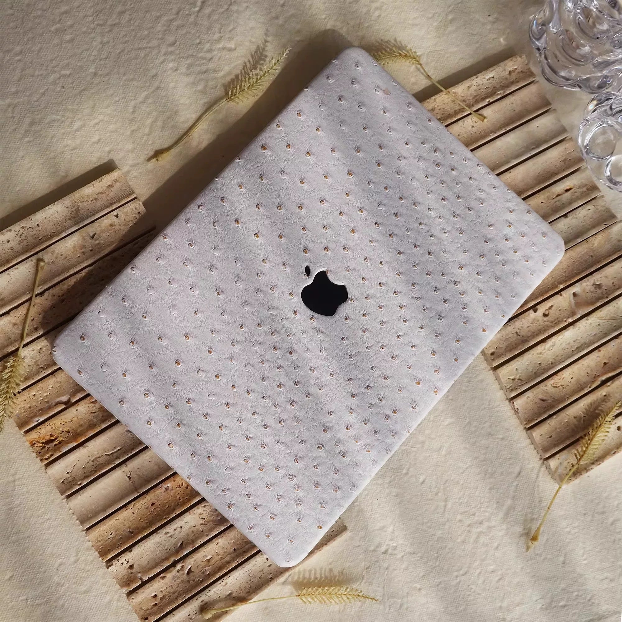 white Ostrich MacBook Case