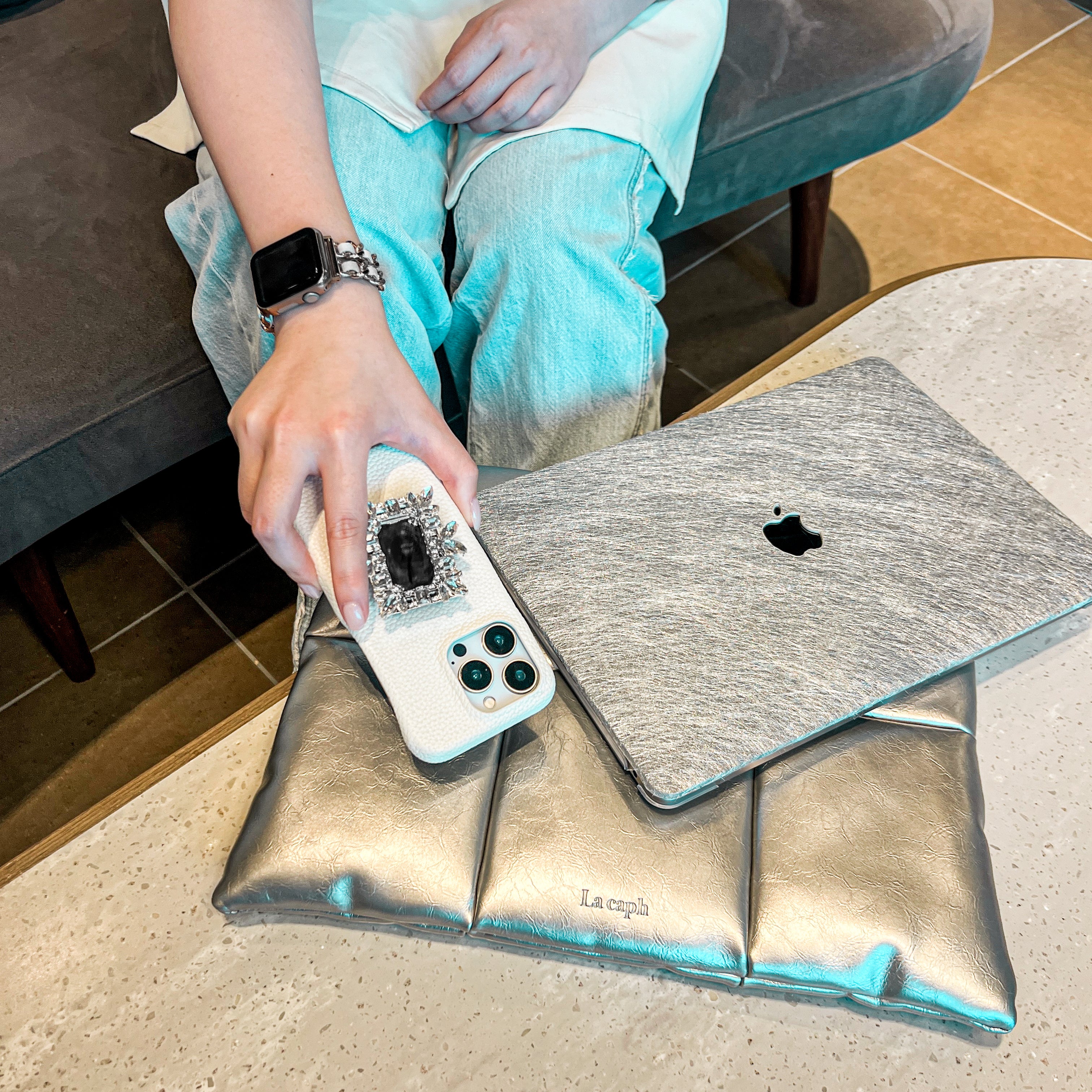 metal silver MacBook case