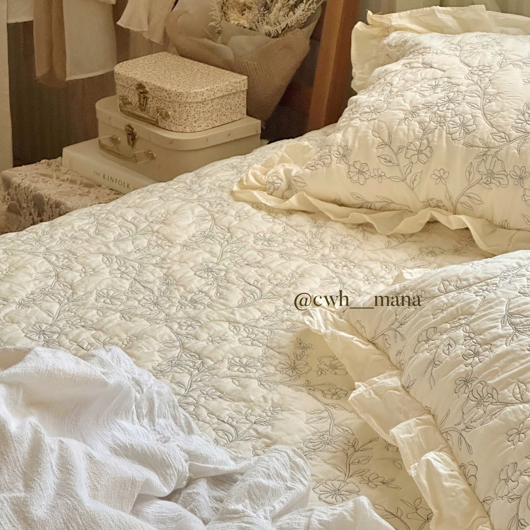 flower embroidery bedlinen set