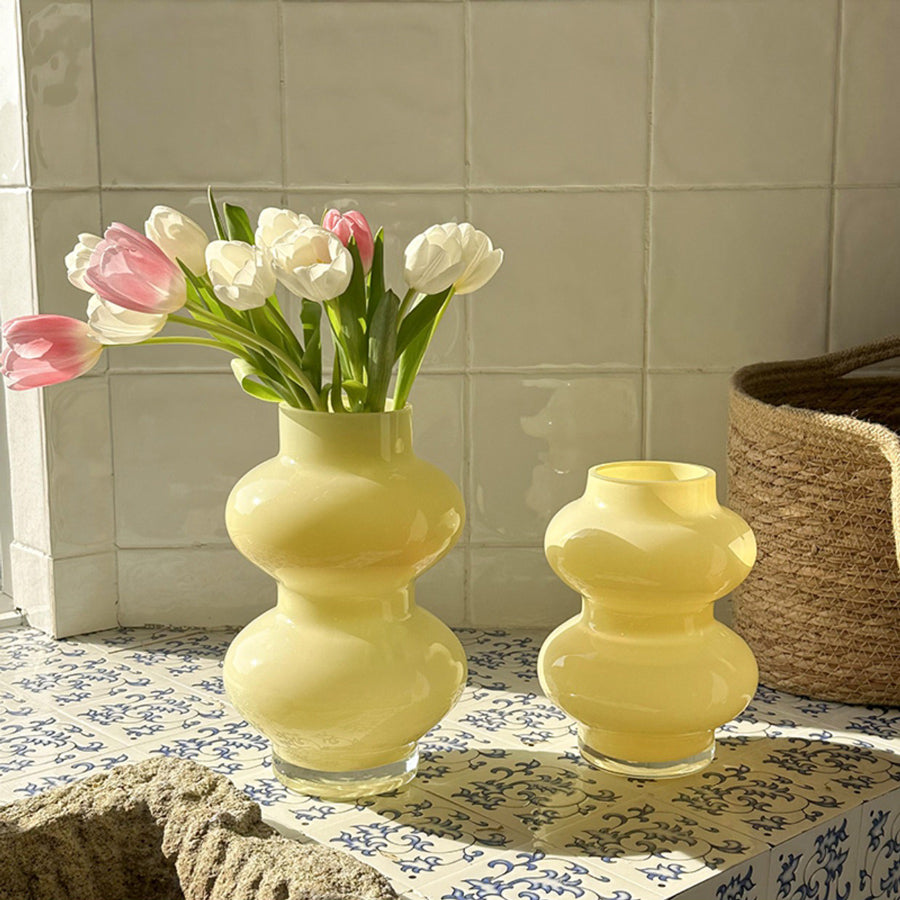 2size constriction vase