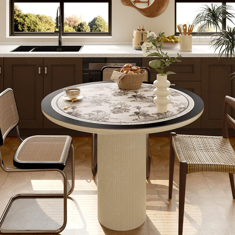black glorious tree round table mat