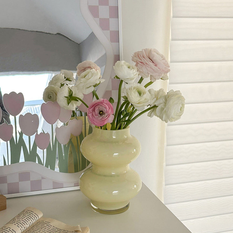 2size constriction vase