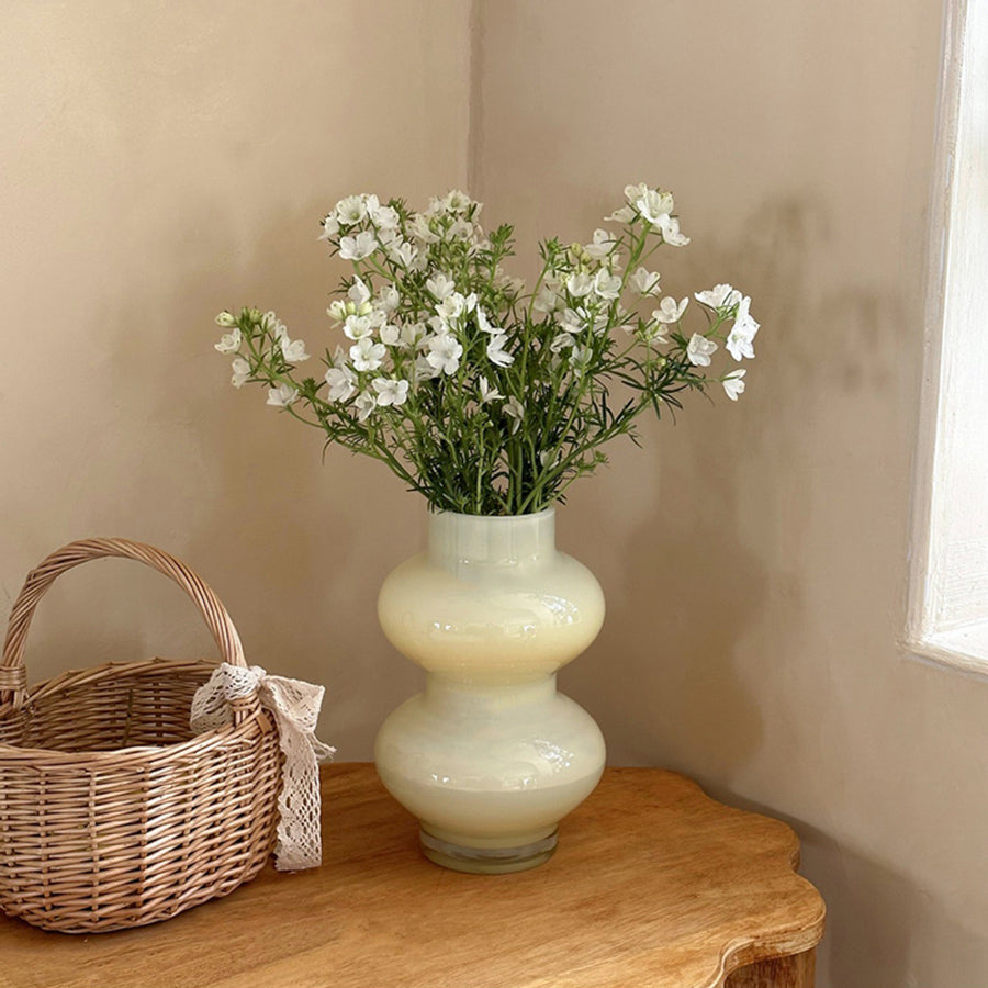 2size constriction vase