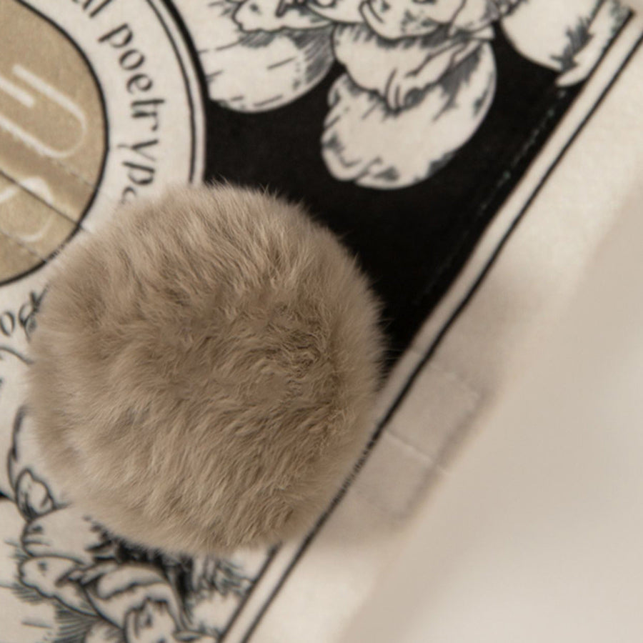 2design monotone flower tissue case