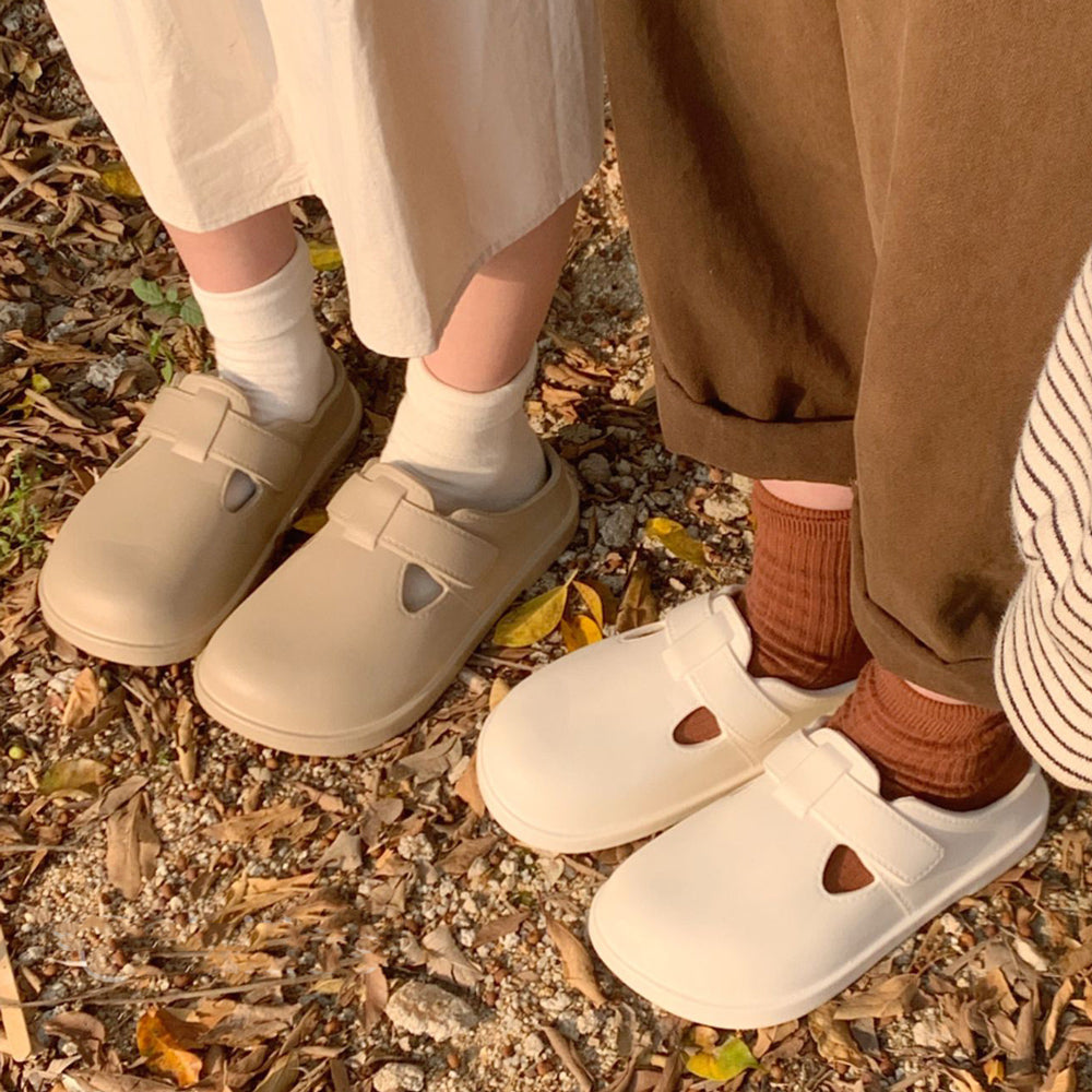 2design slip on rubber room shoes