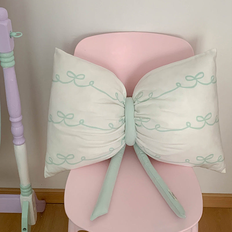 6design big ribbon cushion