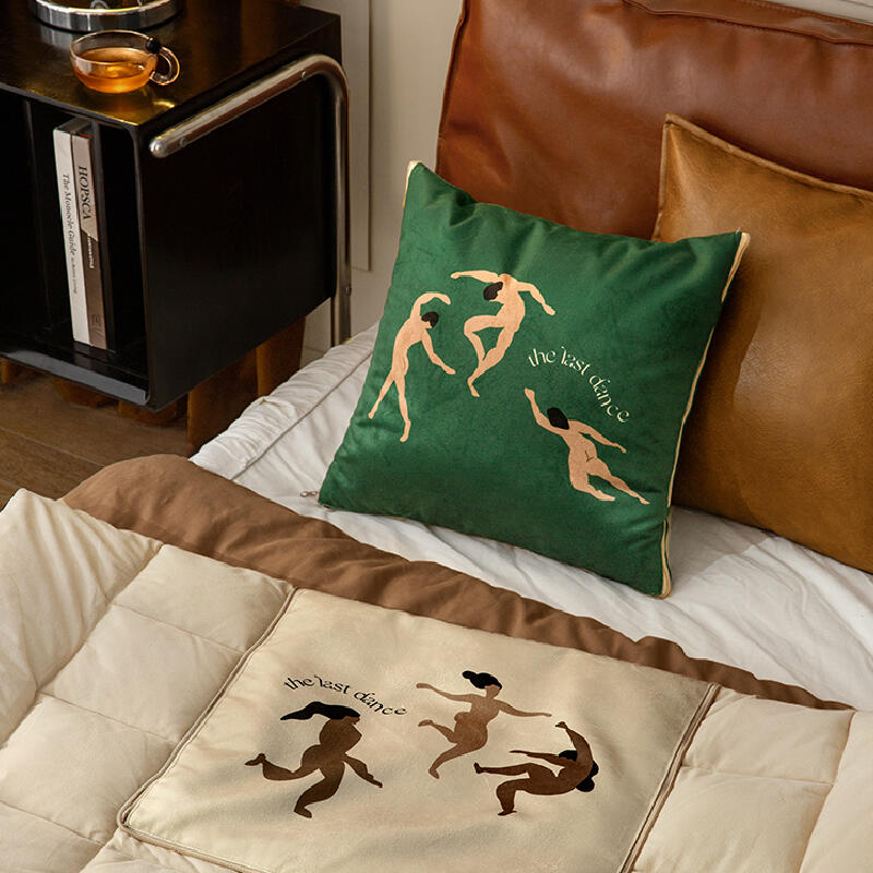 the last dance 2way quilt cushion