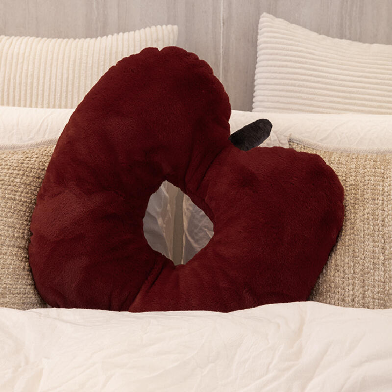 3design apple cushion
