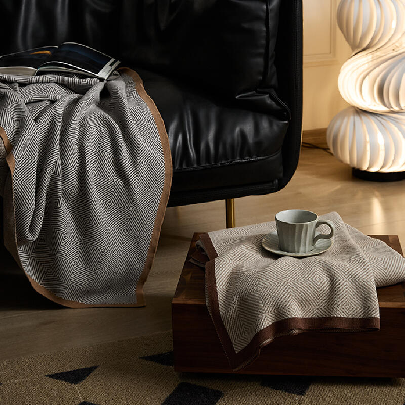 3color geometric pattern modern blanket
