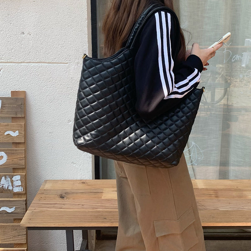 black 2way quilting totebag