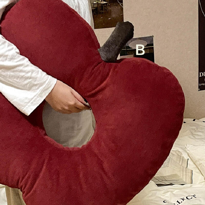 3design apple cushion
