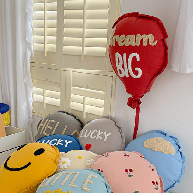 9design balloon shape cushion
