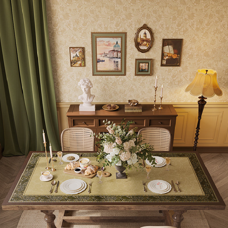 green blooming table mat