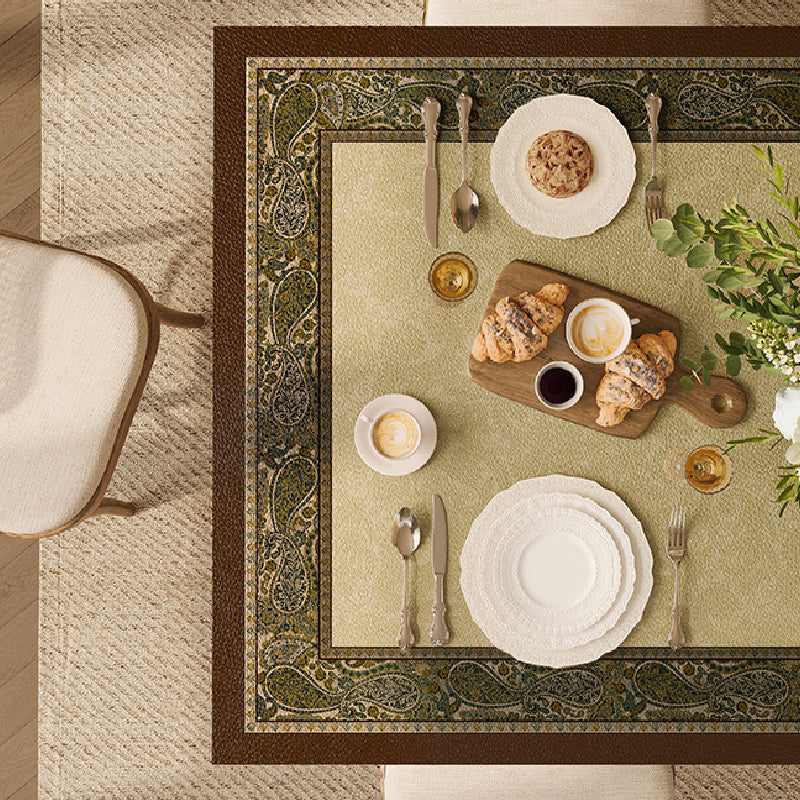 green blooming table mat