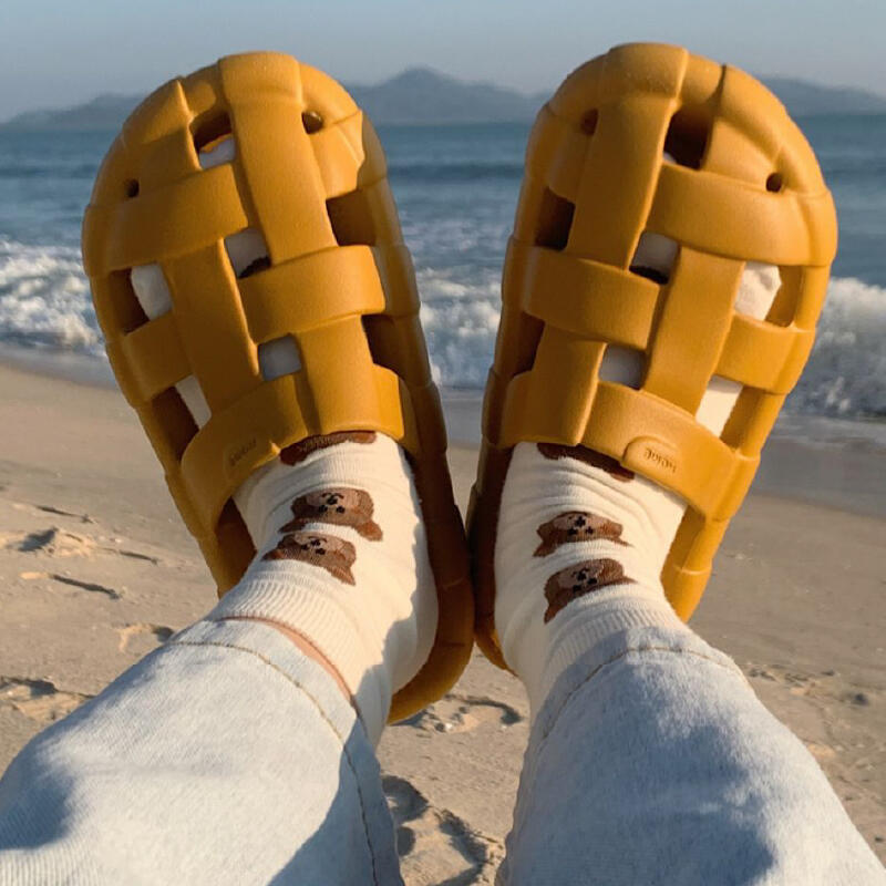cross belt resin room shoes