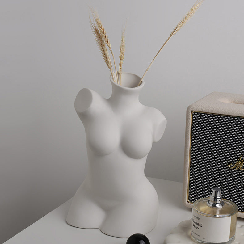 3type woman body vase