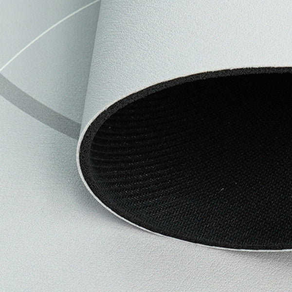 2design monotone flower bath mat