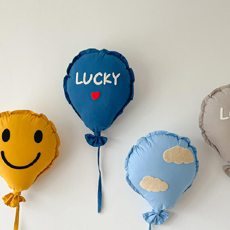 9design balloon shape cushion