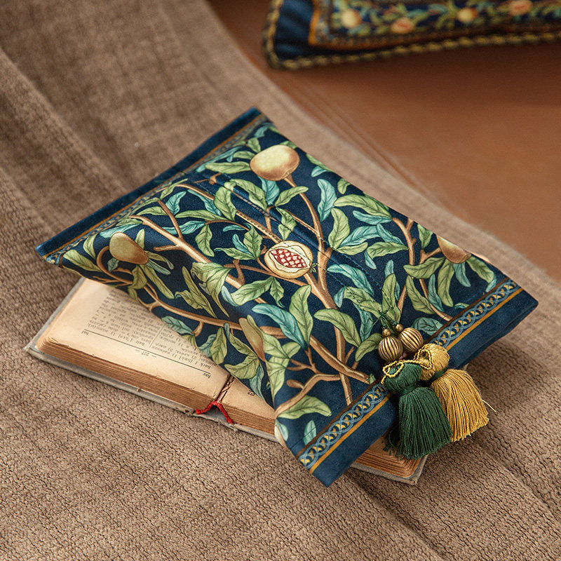 american retro pomegranate tissue case