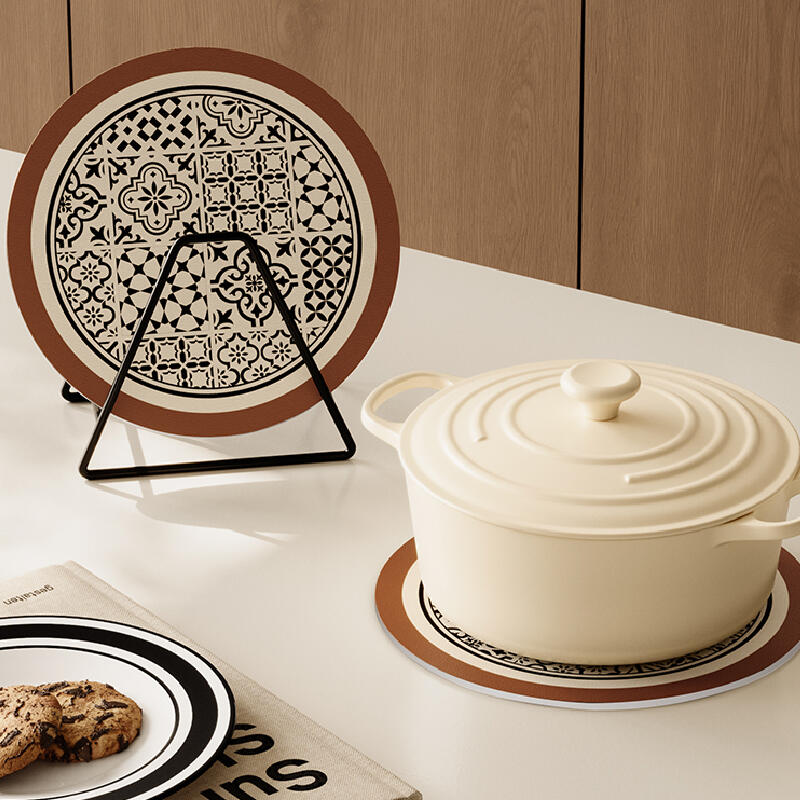 retro classical circle coaster