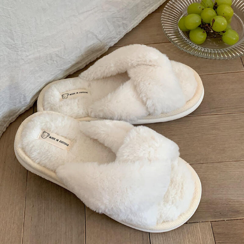 3color fluffy cross room shoes