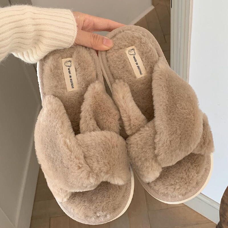 3color fluffy cross room shoes