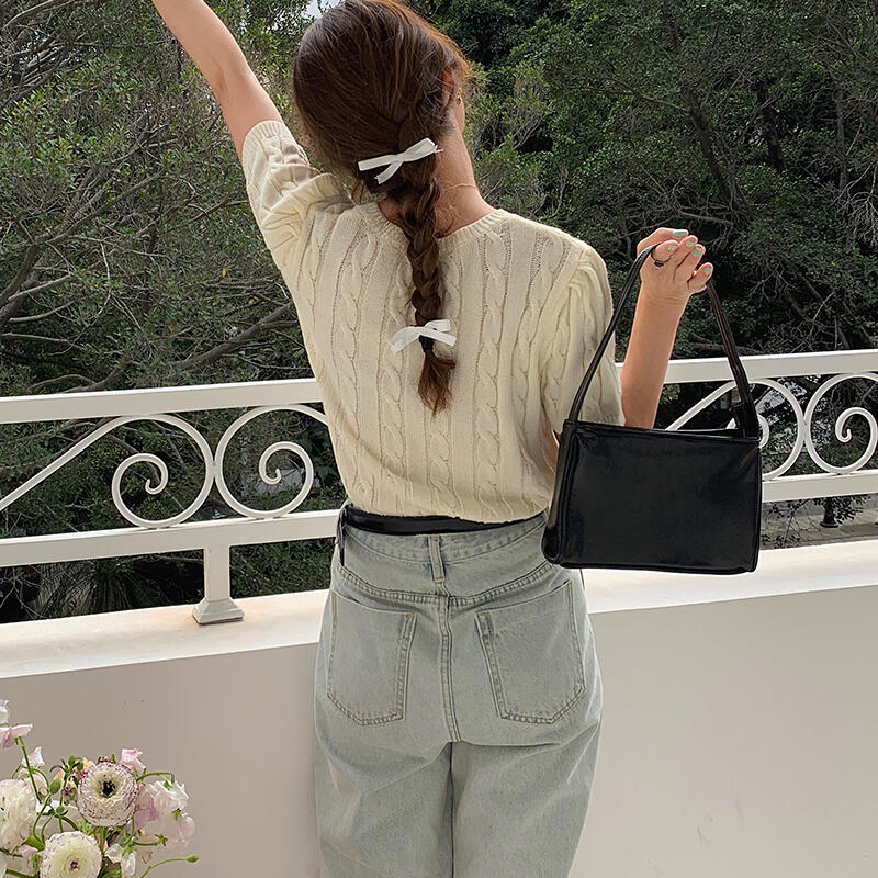 simple leather square hand bag