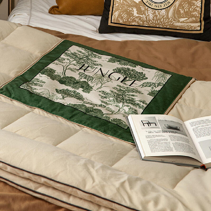 green retro forest 2way quilt cushion