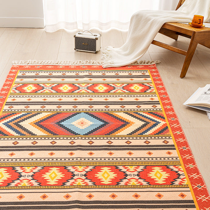 13design ethnic fringe mat