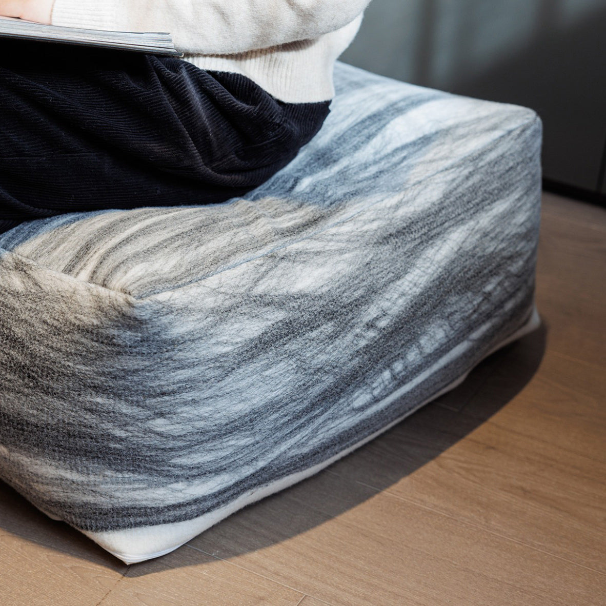 11design monotone cushion