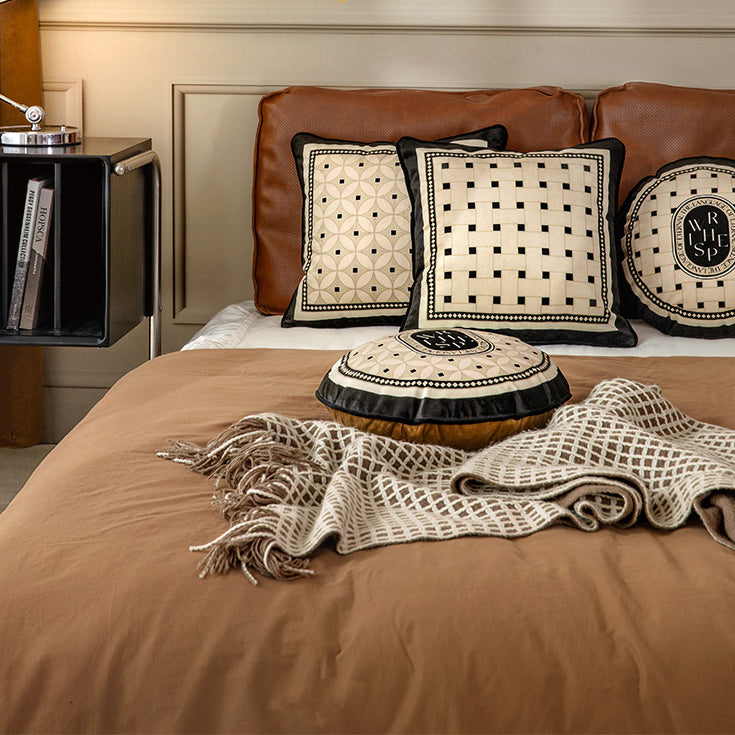 2design brown retro tile cushion