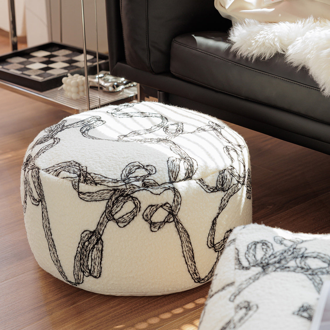 11design monotone cushion