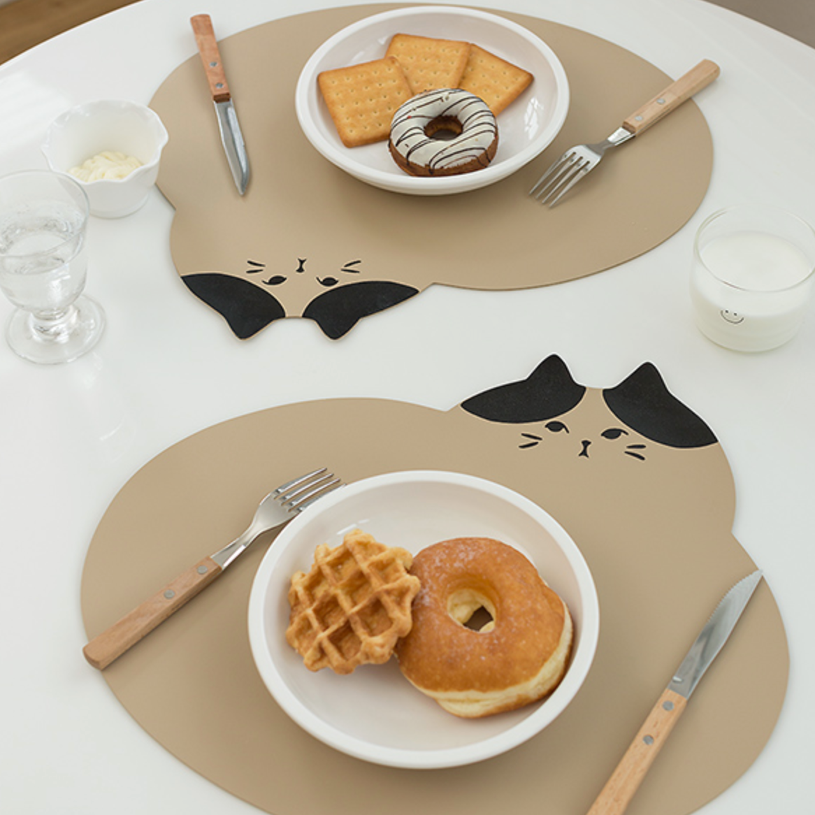 cat 4color place mat