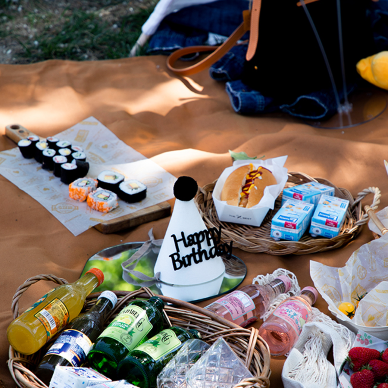 brown picnic sheet