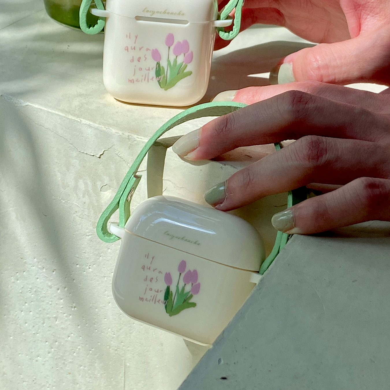 purple tulip Airpods case