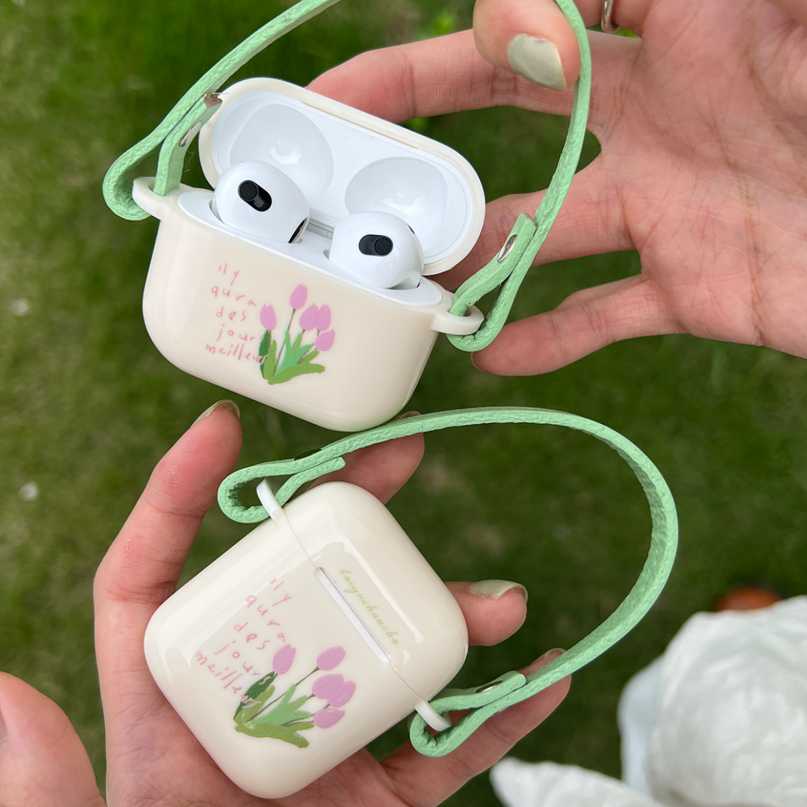 purple tulip Airpods case