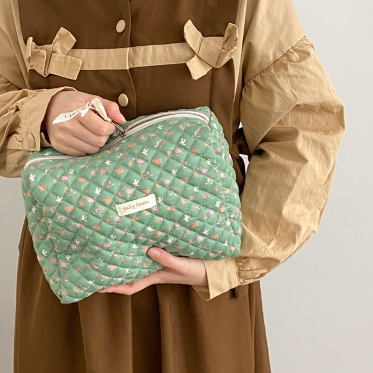 4design quilting square pouch