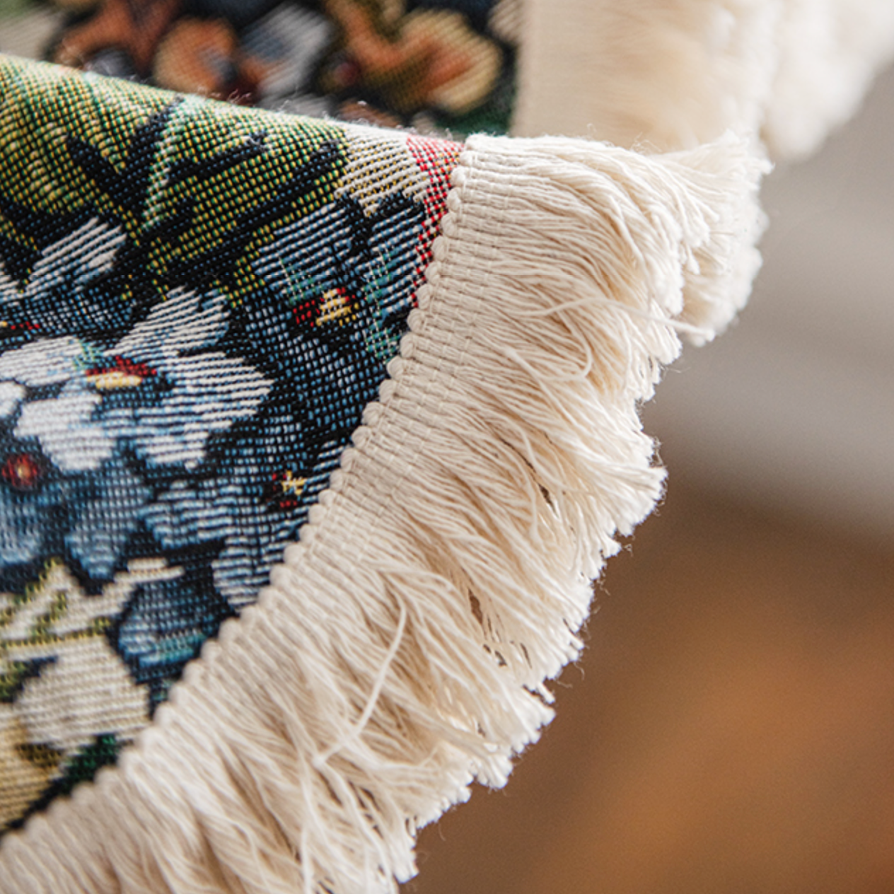 elegant rich flower table runner
