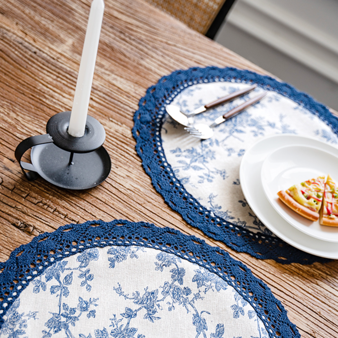 blue flower place mat