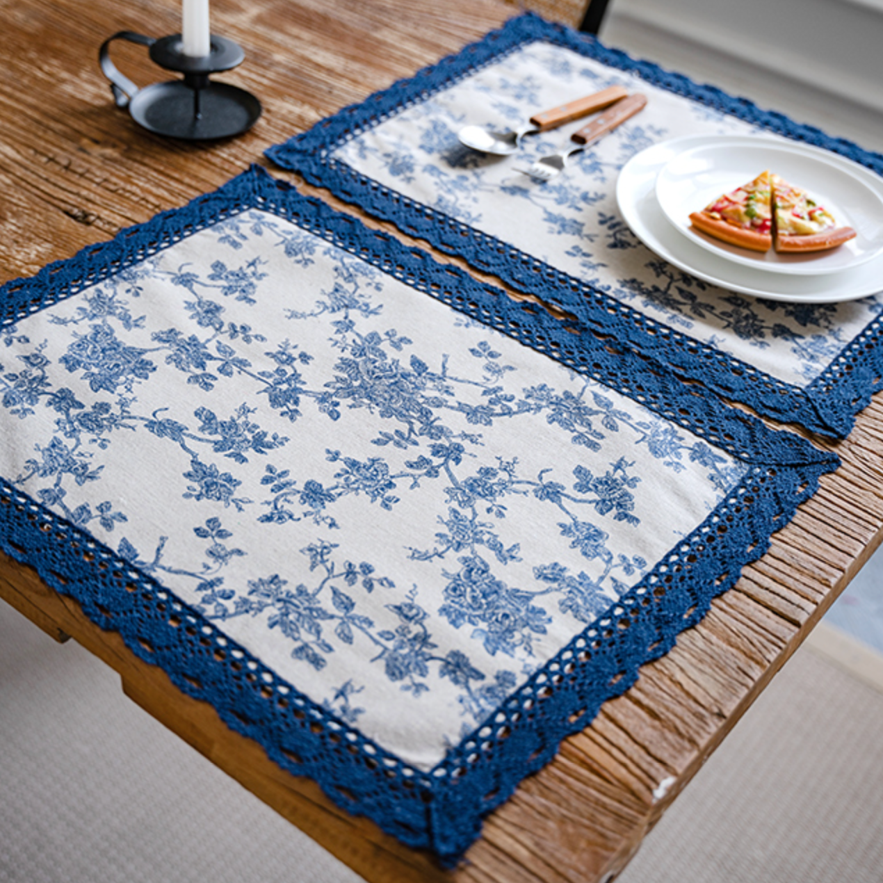 blue flower place mat