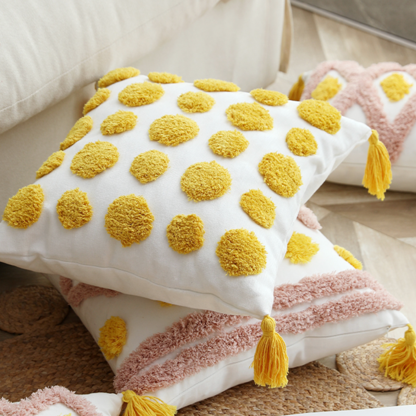 pink × yellow boa cushion