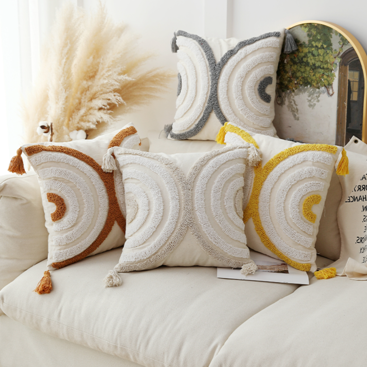 4color half circle boa cushion