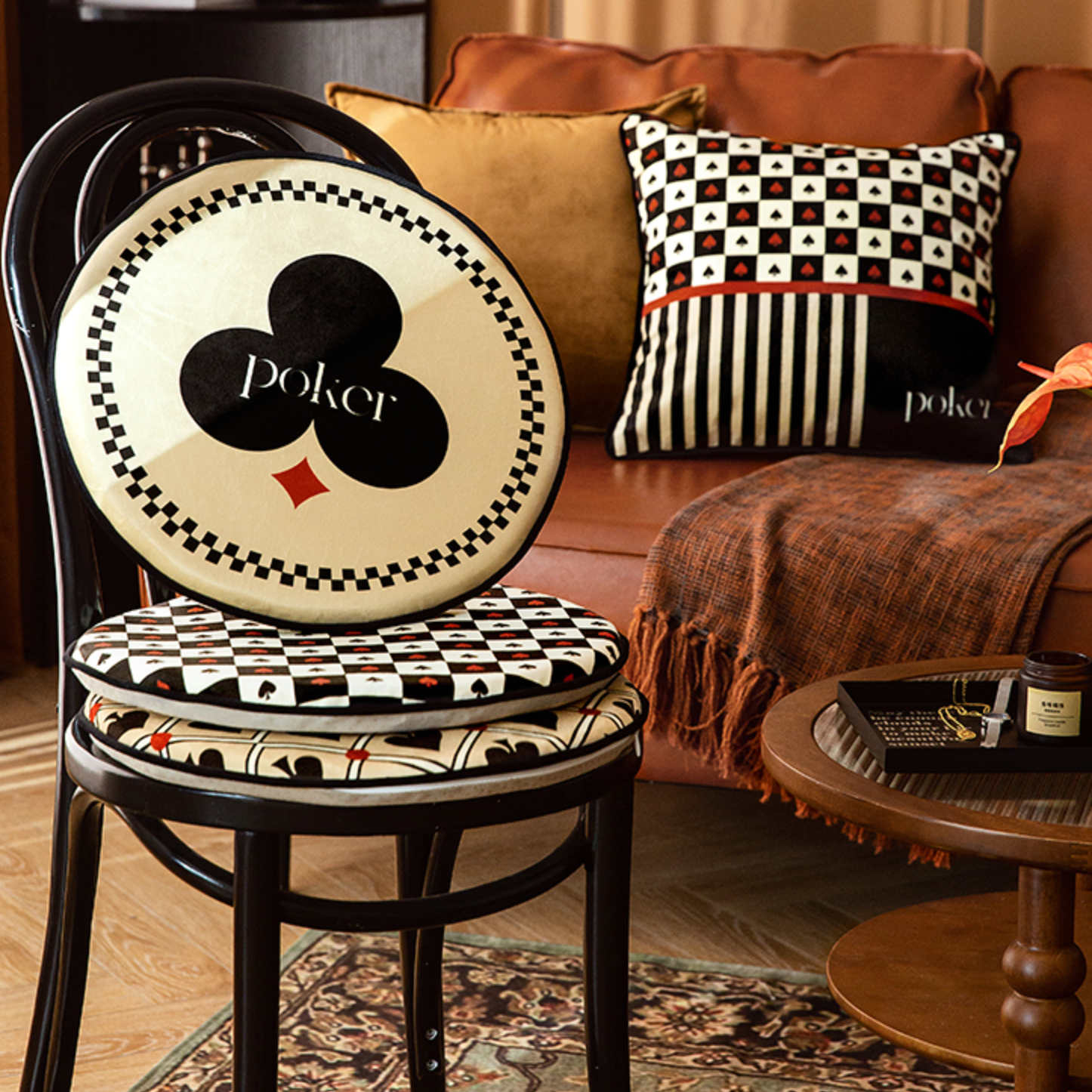 4design poker round cushion