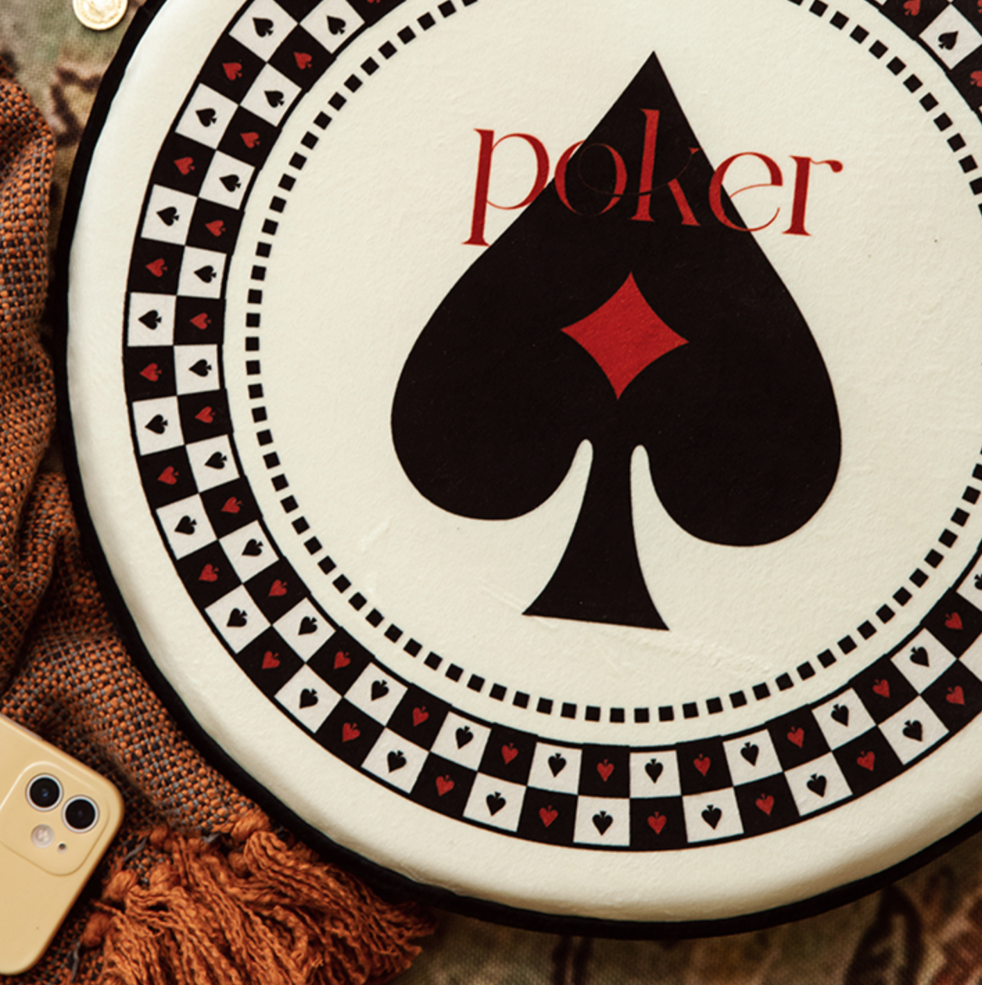4design poker round cushion