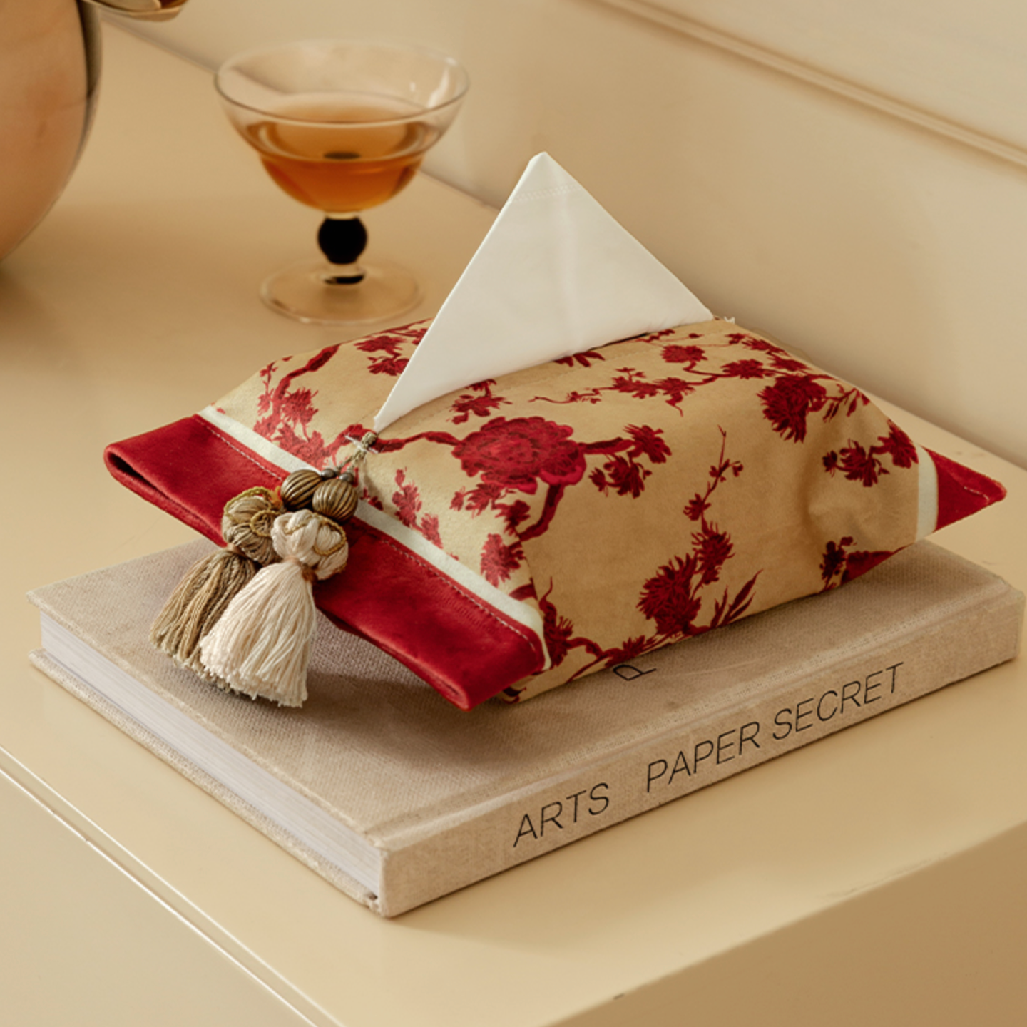 brilliant life fringe tissue case