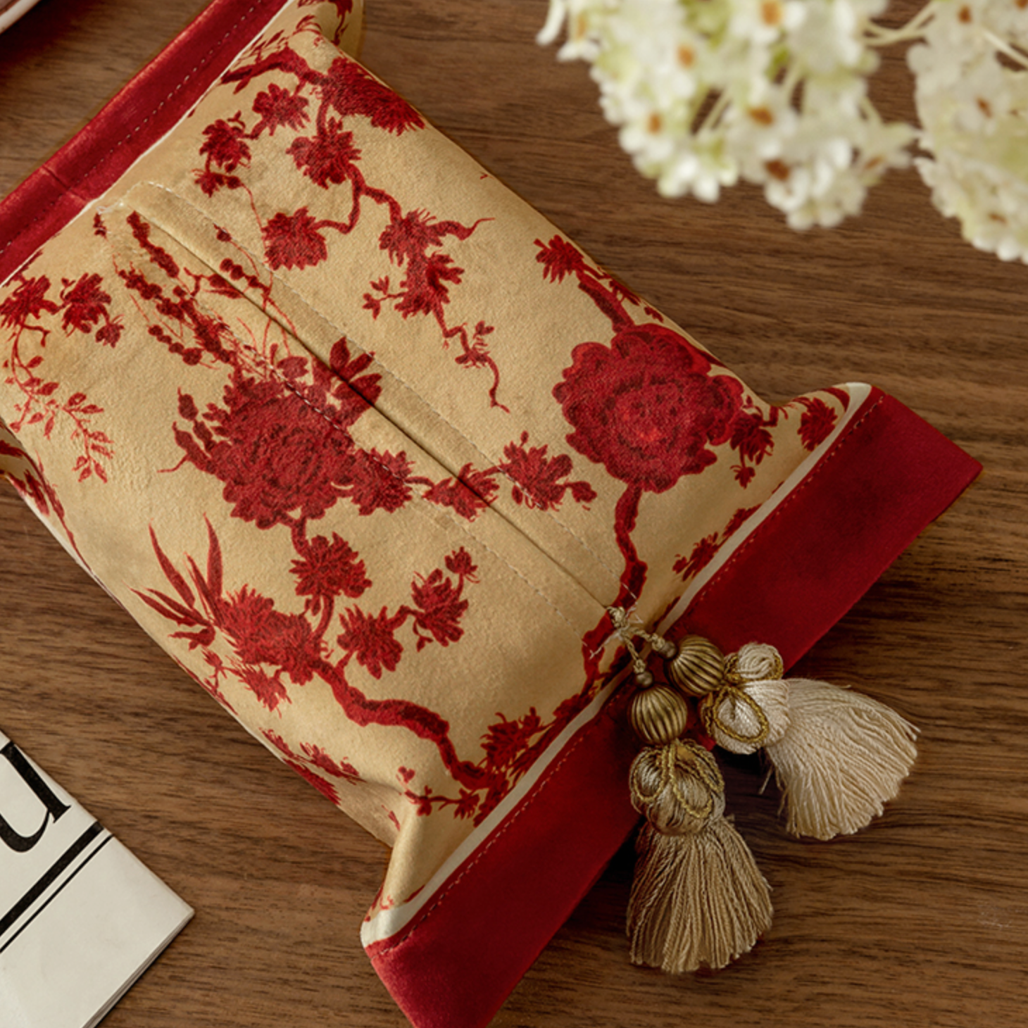 brilliant life fringe tissue case