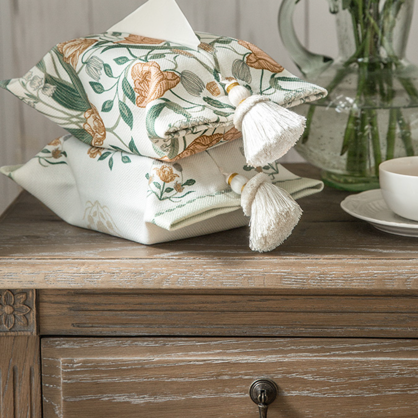 2design orange flower tissue case