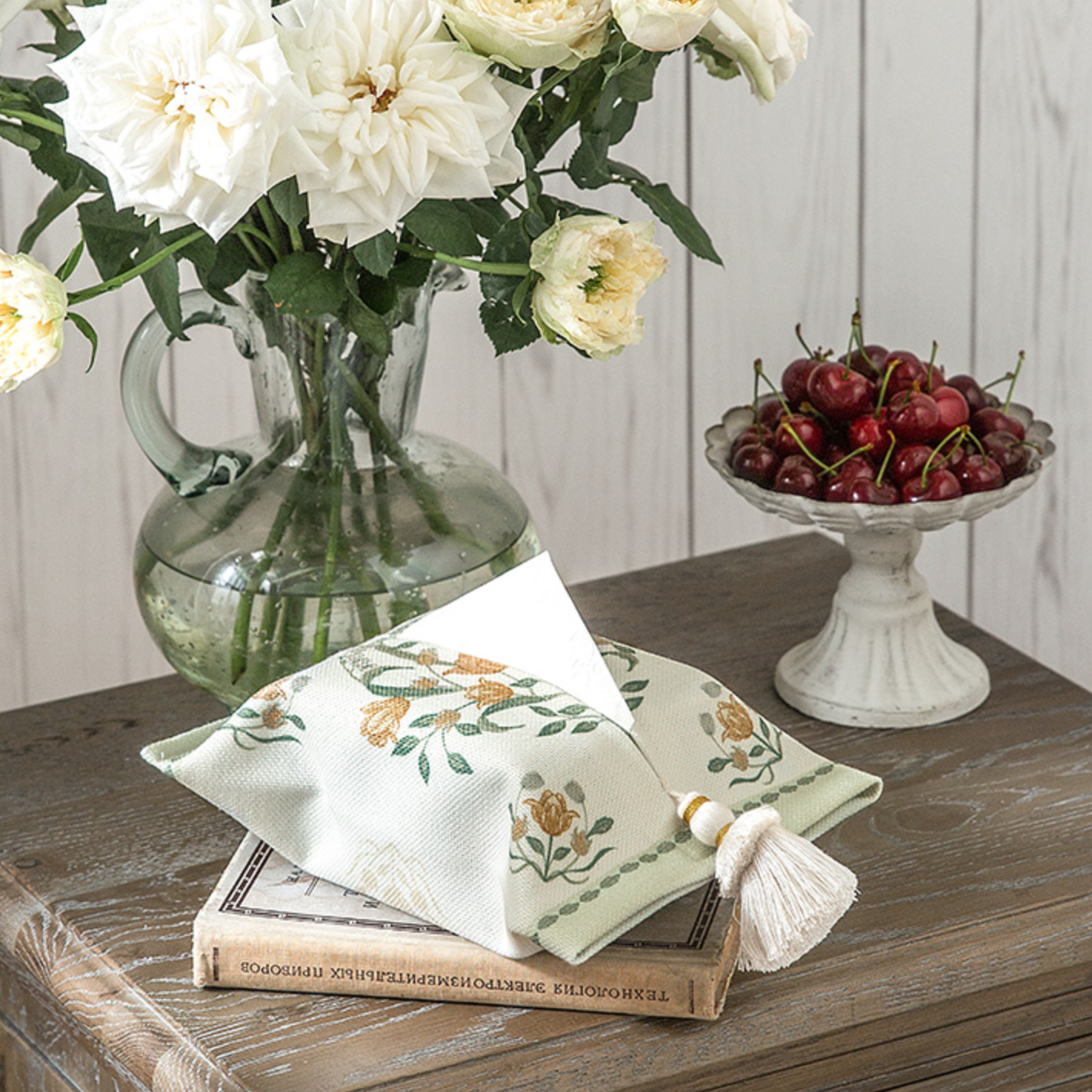 2design orange flower tissue case