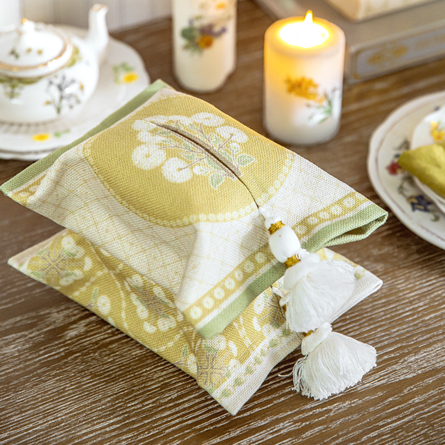 2design natural yellow tissue case